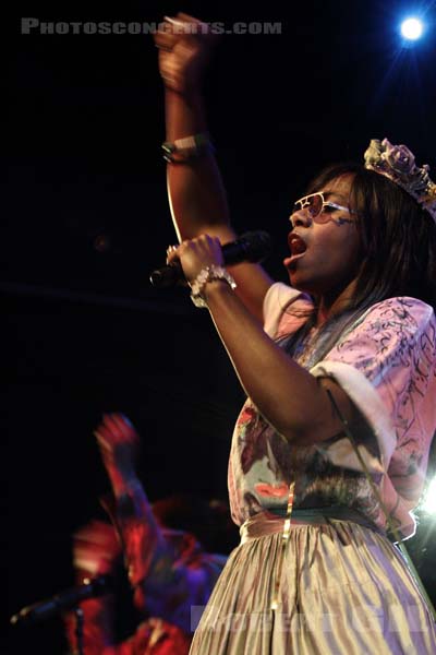 SANTIGOLD - 2011-09-06 - PARIS - Gaite Lyrique - 